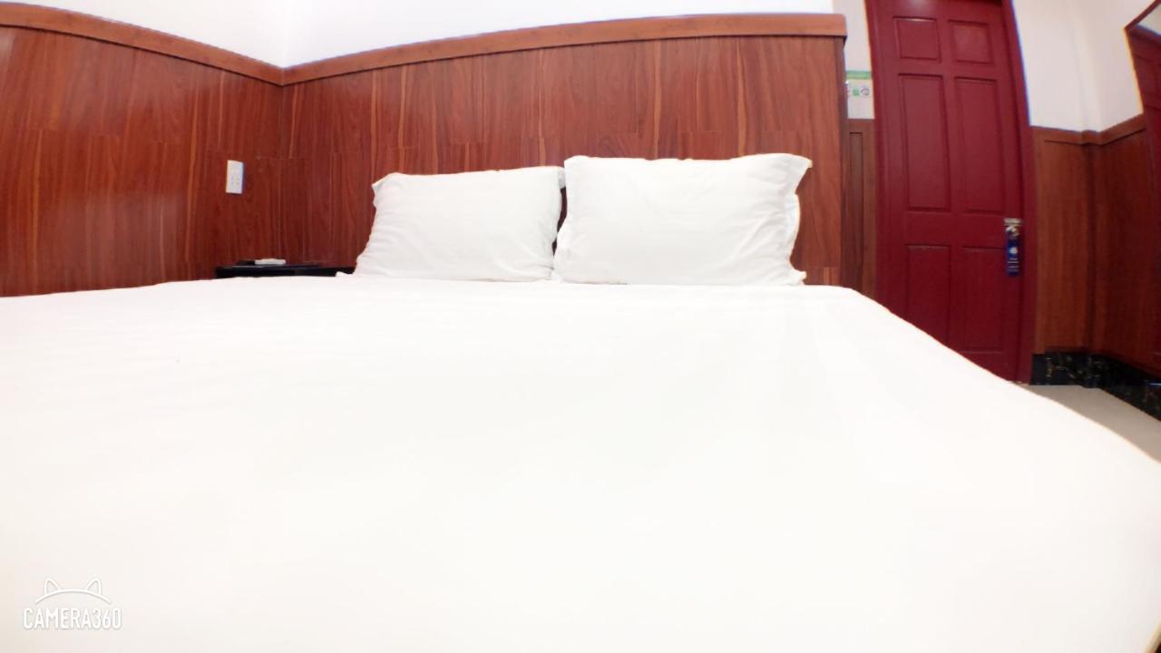 Ha Phat Hotel Duong Dong  ภายนอก รูปภาพ