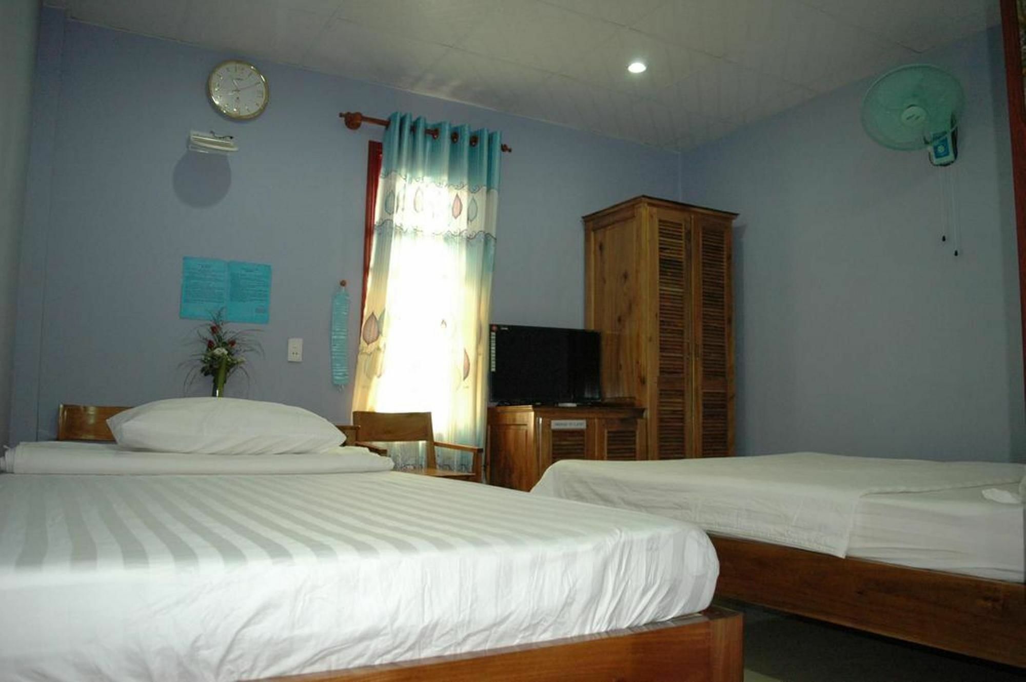 Ha Phat Hotel Duong Dong  ภายนอก รูปภาพ