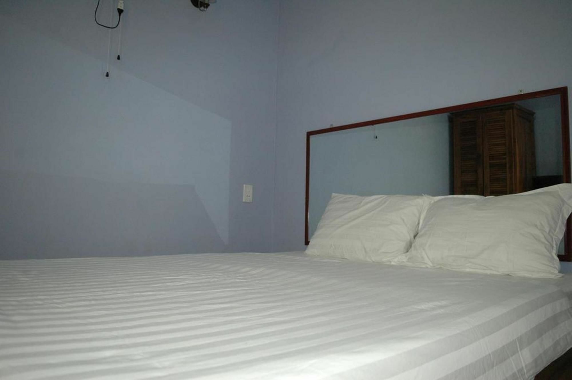 Ha Phat Hotel Duong Dong  ภายนอก รูปภาพ