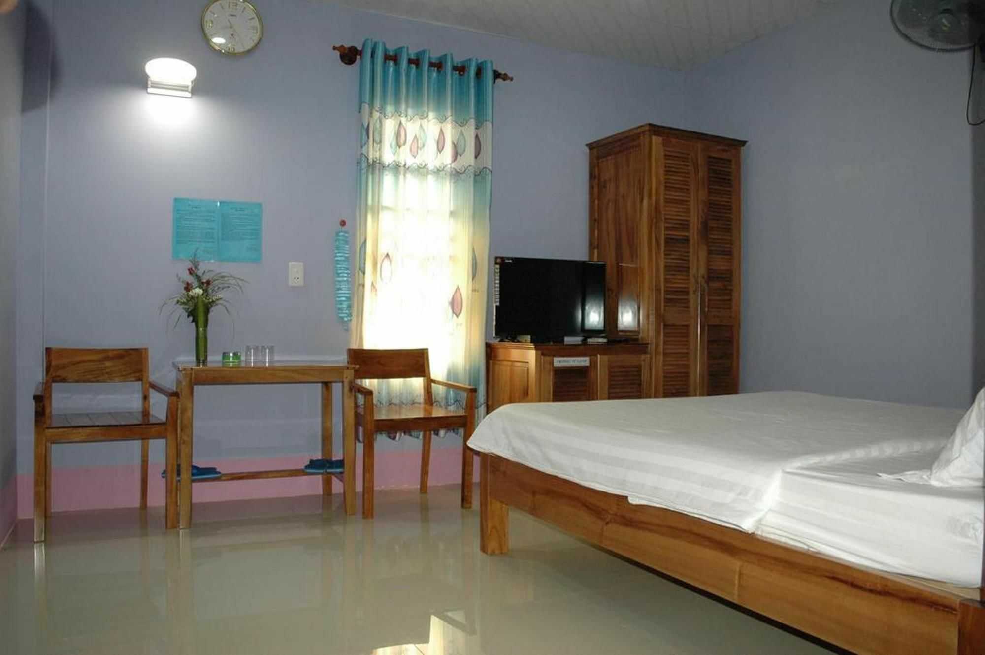 Ha Phat Hotel Duong Dong  ภายนอก รูปภาพ